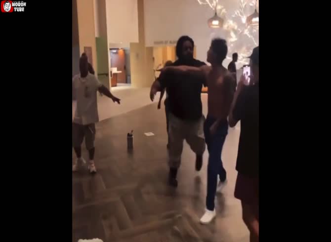 Video: 2 rappers provoke upon arriving in Hawaii, they are attacked and robbed